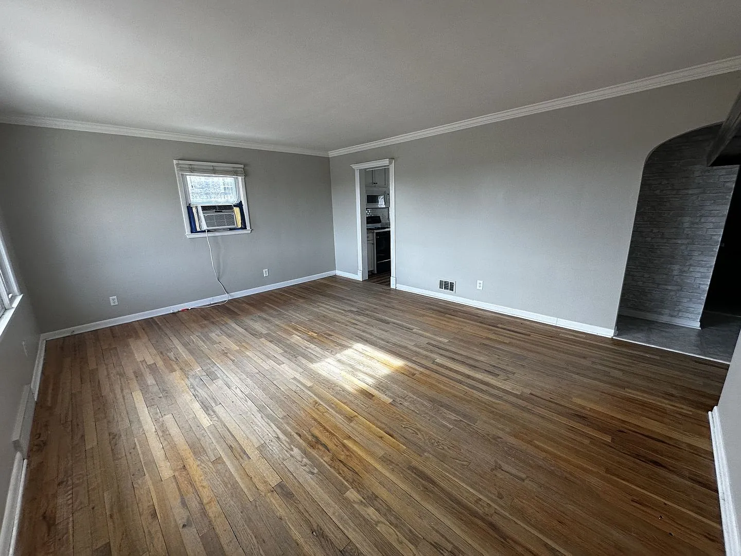 718 N 86th St 3 Bed/2 Bath in Westside School District | Hardwood Floors, Finished Walkout Lower ... — Photo 3