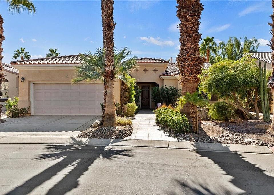 1st image of 81091 Avenida Tres Lagunas
