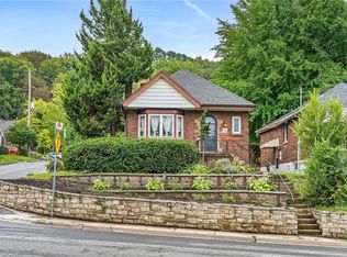 22 Arkledun Ave, Hamilton, ON L8N 2H7