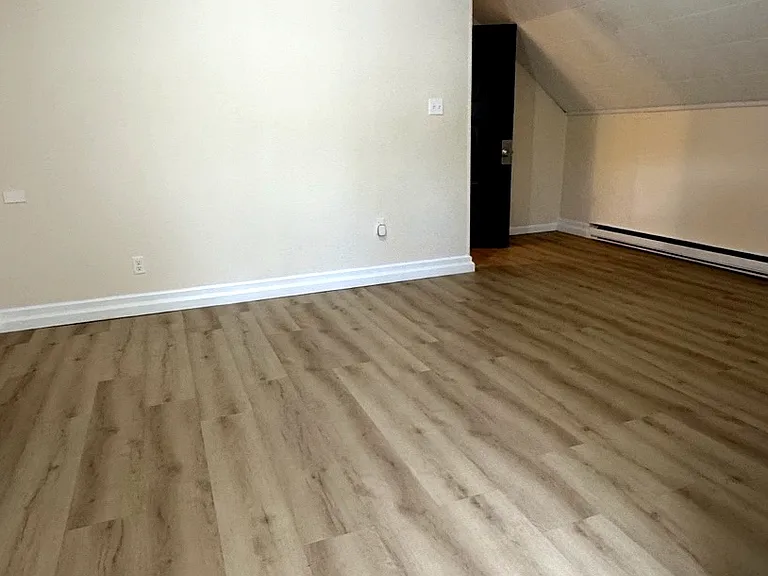 118 Mac Farlane Rd #2 — Photo 2