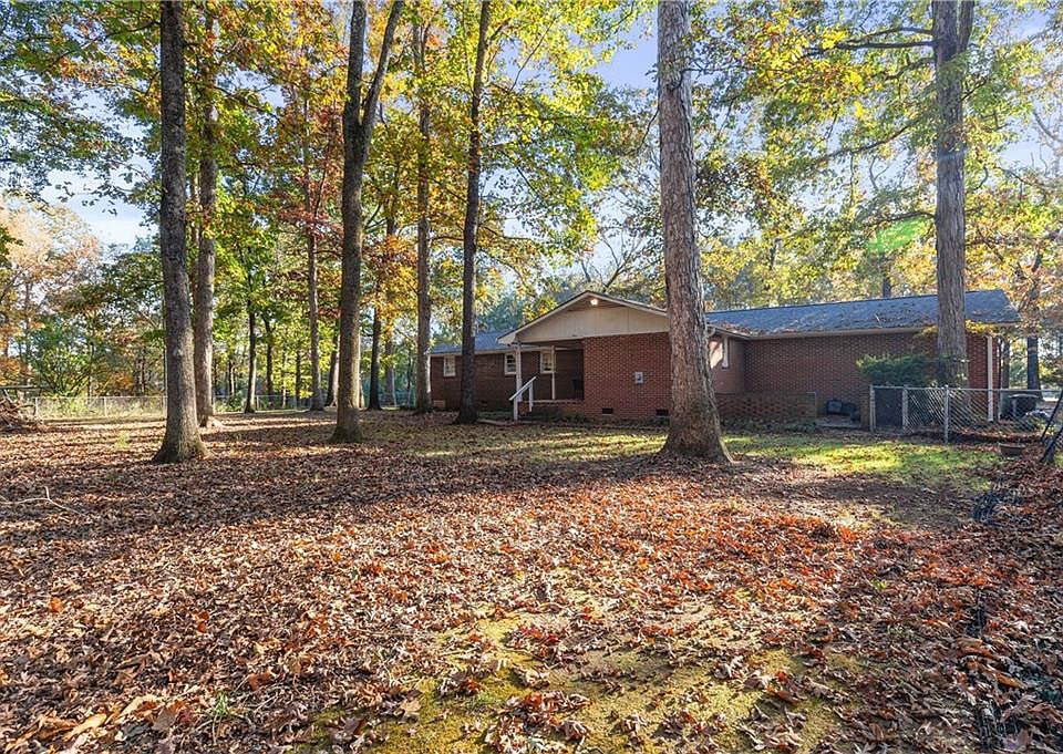 621 Dairy Farm Rd, Fair Play, SC 29643 MLS 20268442 Zillow