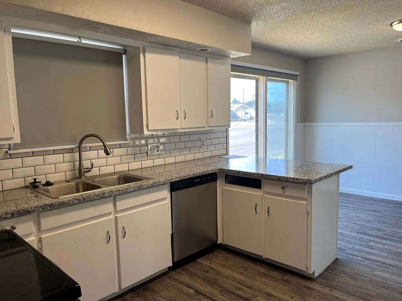 4 bed, 1800 sqft, $2,300 — Photo 3