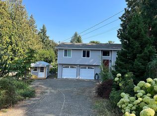25947 NW Circle Dr S, Poulsbo, WA 98370