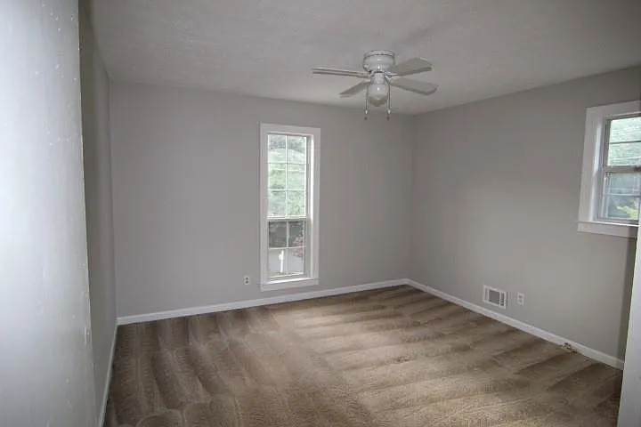 3765 Manor House Dr — Photo 13