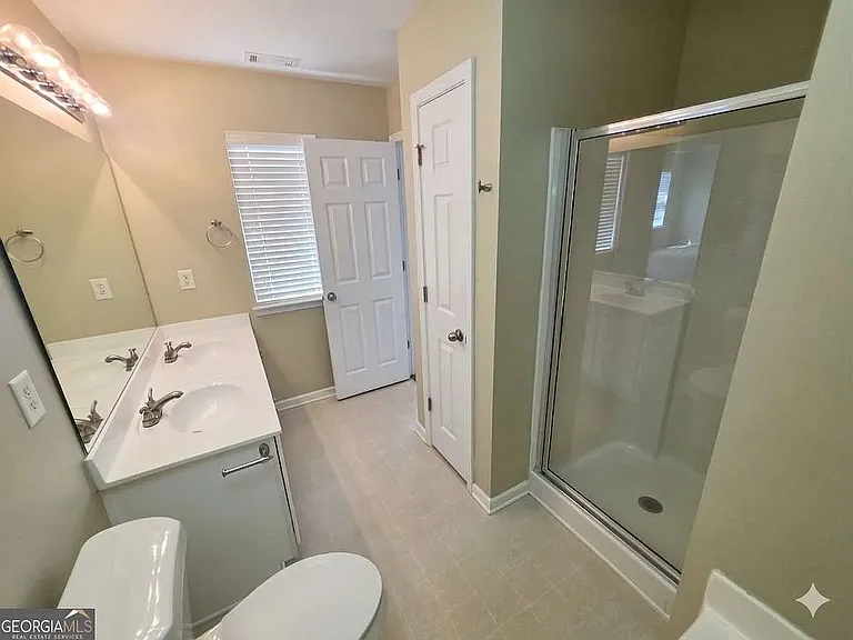 514 Whitney Way — Photo 10