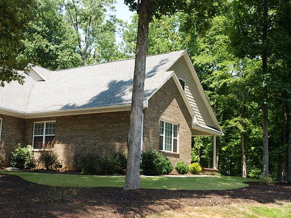 2nd image of 419 Lakeport Dr