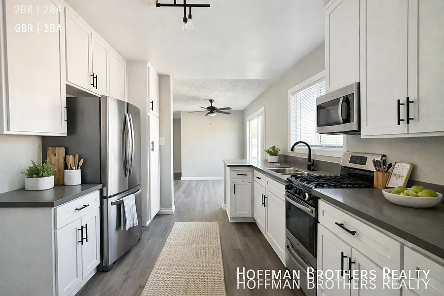 Building Photo - 4052 Coco Ave #15