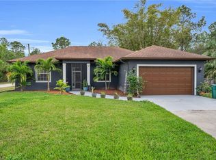 105 1st St SW, Naples, FL 34120
