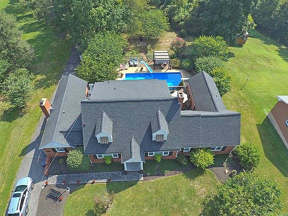 3rd image of 1439 S Carolton Dr