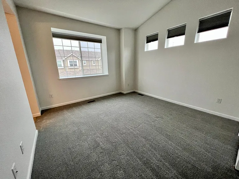 14700 E 104th Ave #9-901 — Photo 17