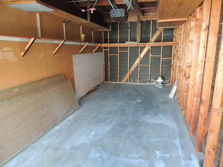 321 Gladys Ave #4 — Photo 24