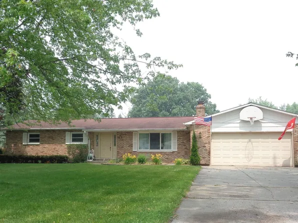 3155 Haberland Dr, Bay City, MI 48706
