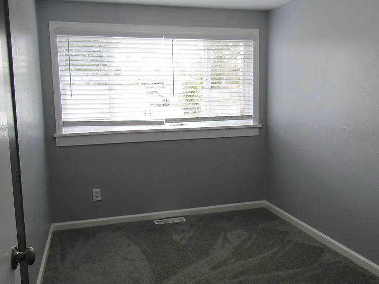 8606 Custer Rd SW — Photo 9