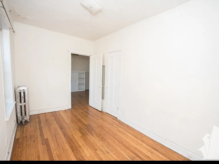 2612 W Gunnison St #1 — Photo 6