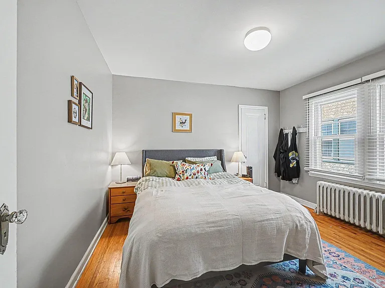 4937 Clinton Ave — Photo 11