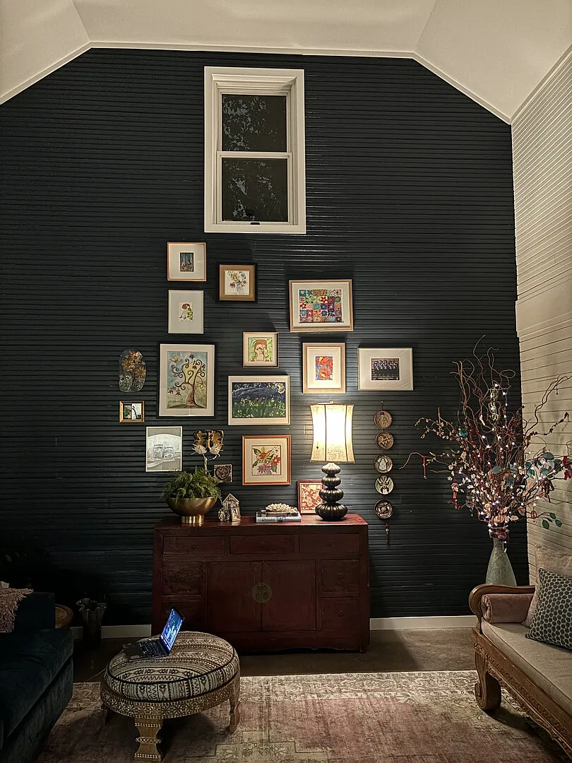 Bright, sunny two-story cozy home in Old Austin — Photo 3