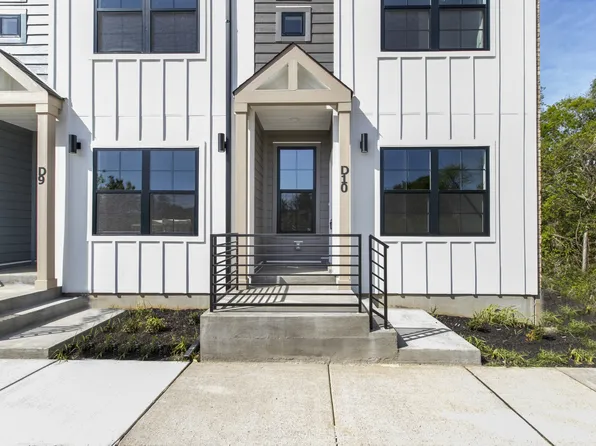 41 W High St #D10, Clarksville, TN 37040