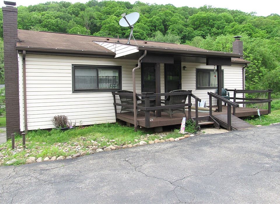 1st image of 105 Ecker Ln