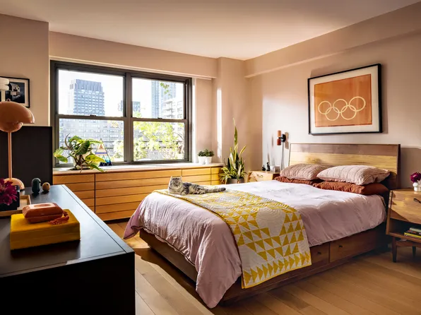 160 West End Avenue image 10 of 12