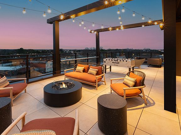 Rooftop Terrace with Firepit and Foosball