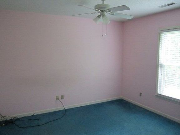 4th image of 118 Quail Run Ct