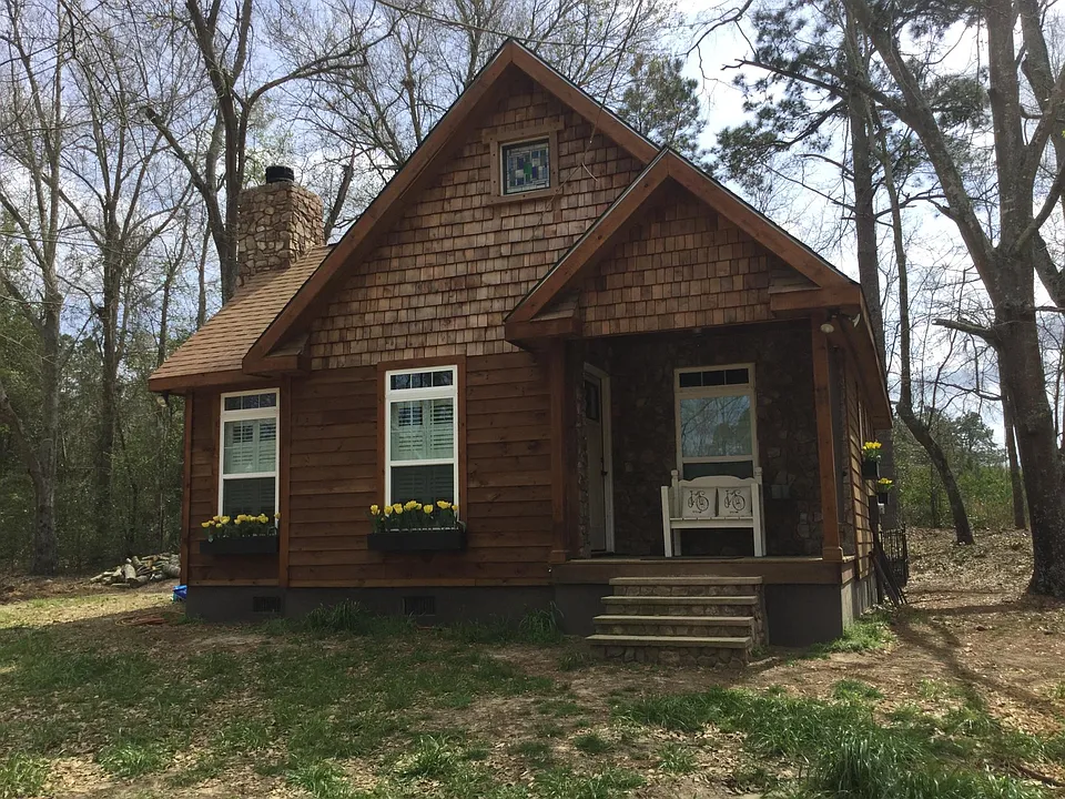 5224 Whiskey Rd