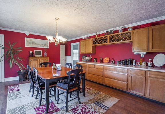 2nd image of 12241 Hudson Ln