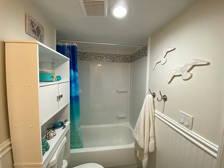 223 Columbia Dr #213 — Photo 27