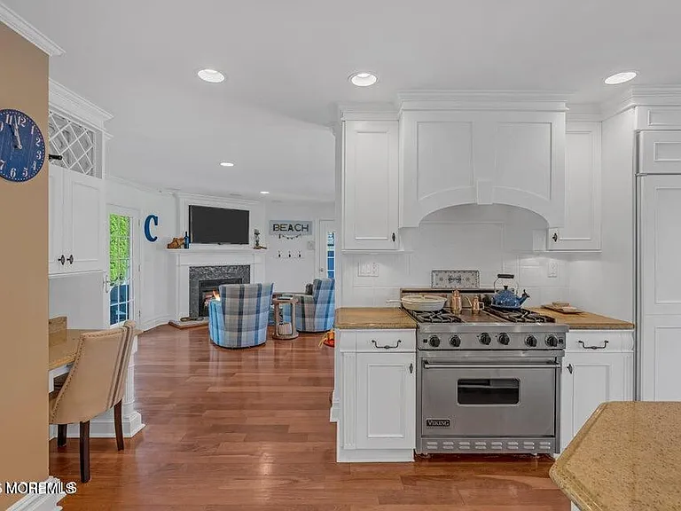 101 Neptune Pl — Photo 7
