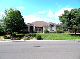 25 Blue Heron Dr, Thornton, CO 80241