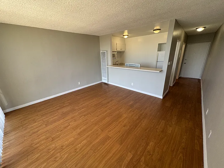 La Mirada Aparments — Photo 24