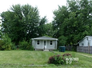 2005 E 16th St, Muncie, IN 47302