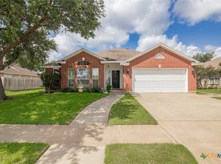 301 Deer Chase, Victoria, TX 77901