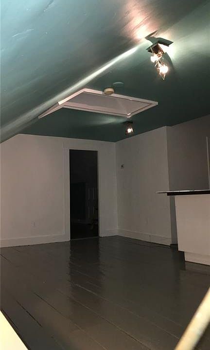 2nd image of 152 Broadway #6