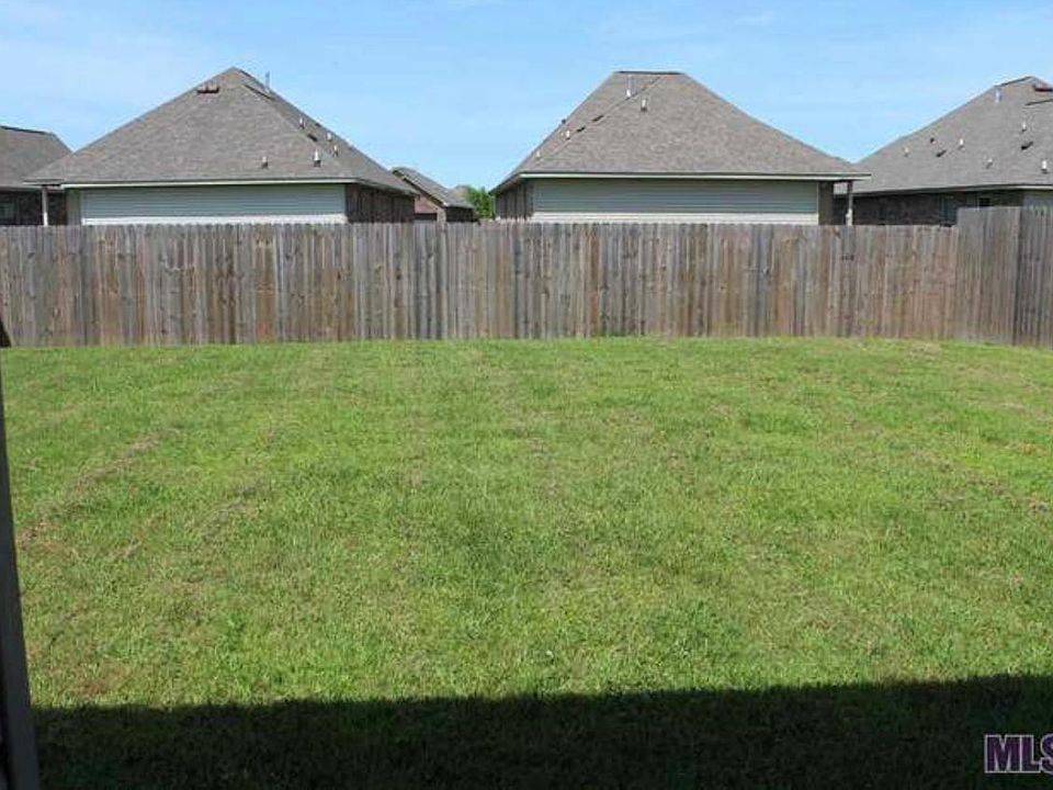 1st image of 42342 Lakestone Dr