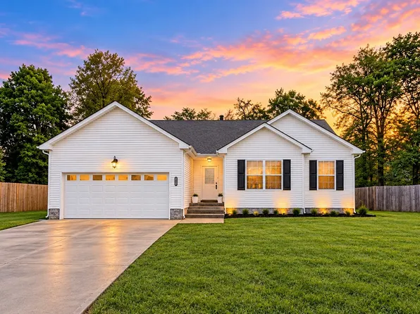 1395 Scrub Oak Dr, Clarksville, TN 37042