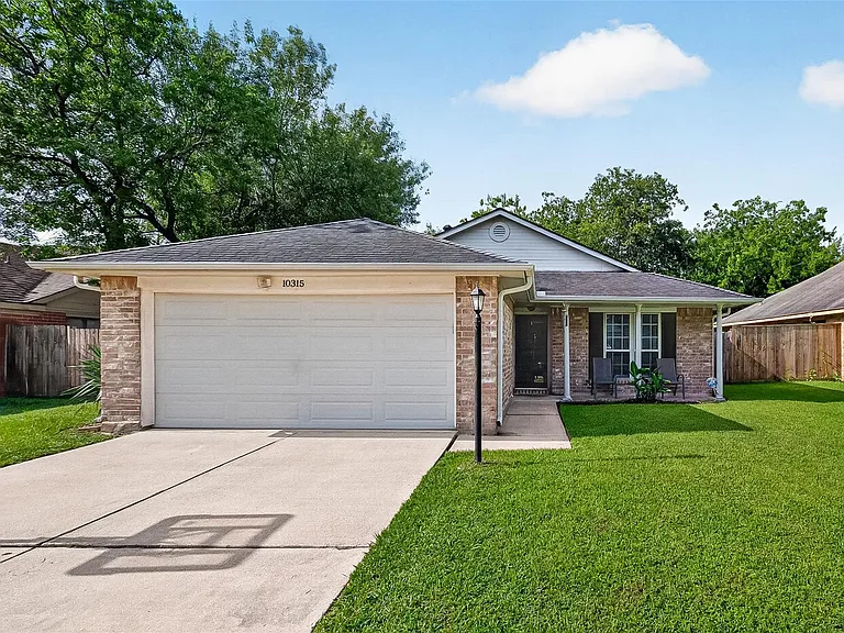 10315 Goodrum Rd — Photo 1