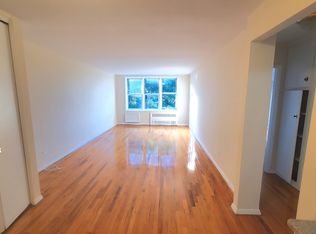 53 Wall St FLOOR 2, Staten Island, NY 10301