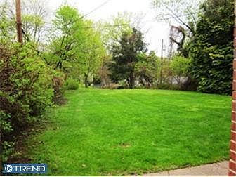 For Sale: 7907 Cobden Rd, Glenside, PA 19038