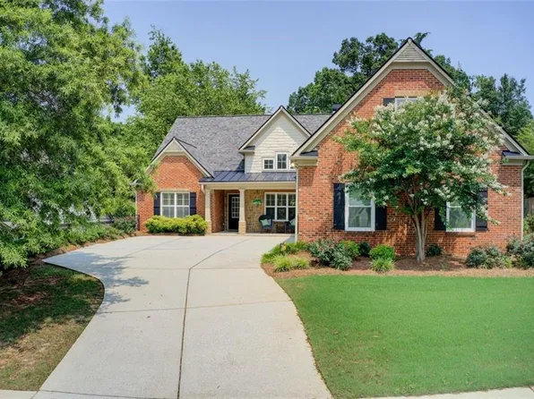 5220 Wild Cedar Dr, Buford, GA 30518