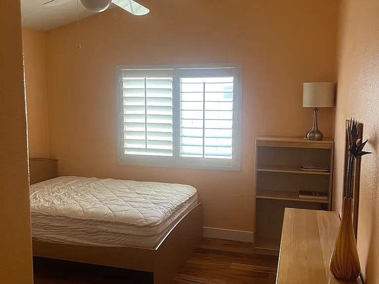 4209 E Rock Wren Rd — Photo 9