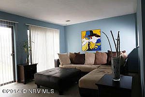 1st image of 2675 Glade Dr