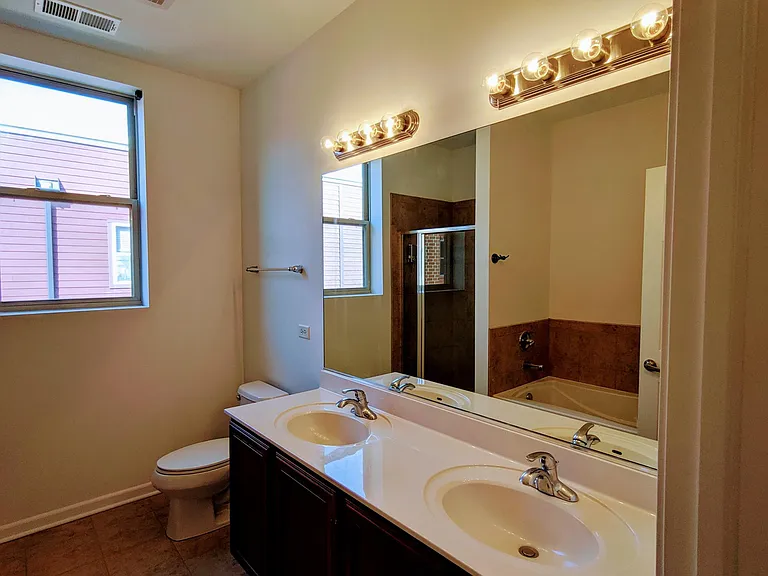 Master Bathroom Double Sinks + Whirlpool Tub + Shower
