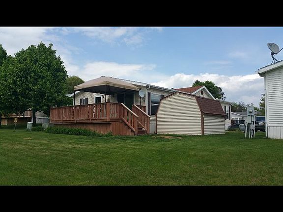 3rd image of 154 Dunhill Dr