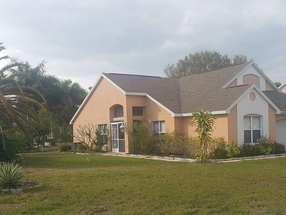 1st image of 15033 Cloverdale Dr