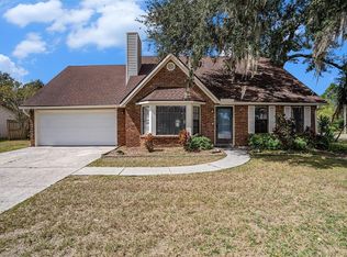 736 Sandy Creek Dr, Brandon, FL 33511