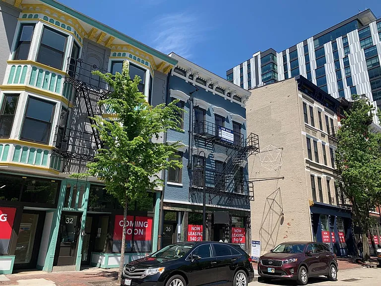 36 E Court St #205 — Photo 18