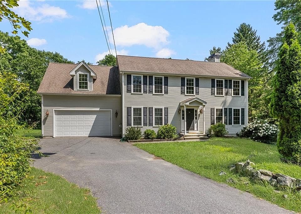 1st image of 321 River Rd