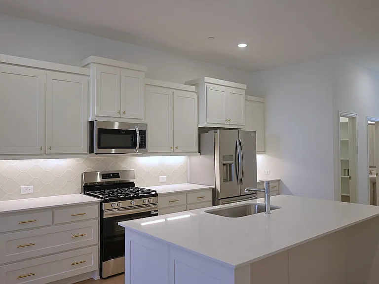 1009 Rockrose Dr — Photo 9