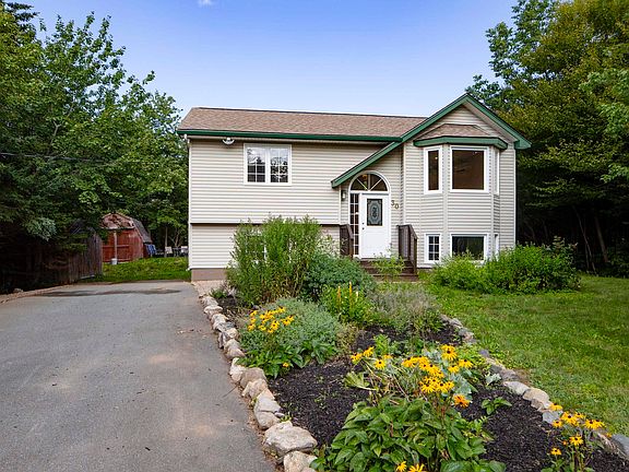 2nd image of 30 Dyke Rd